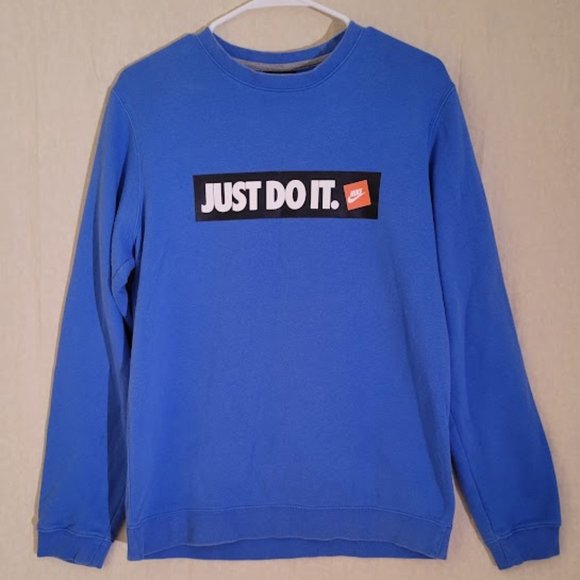Nike pullover sweatshirt - Picture 1 of 3
